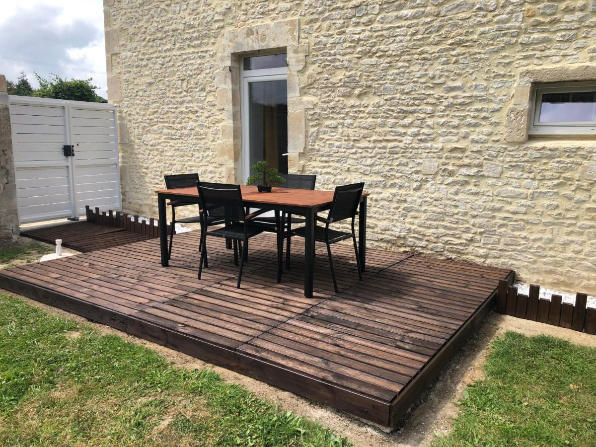 Gite Avec Jardin A 1,5 Km Des Plages Du Debarquement Tracy-sur-Mer Buitenkant foto